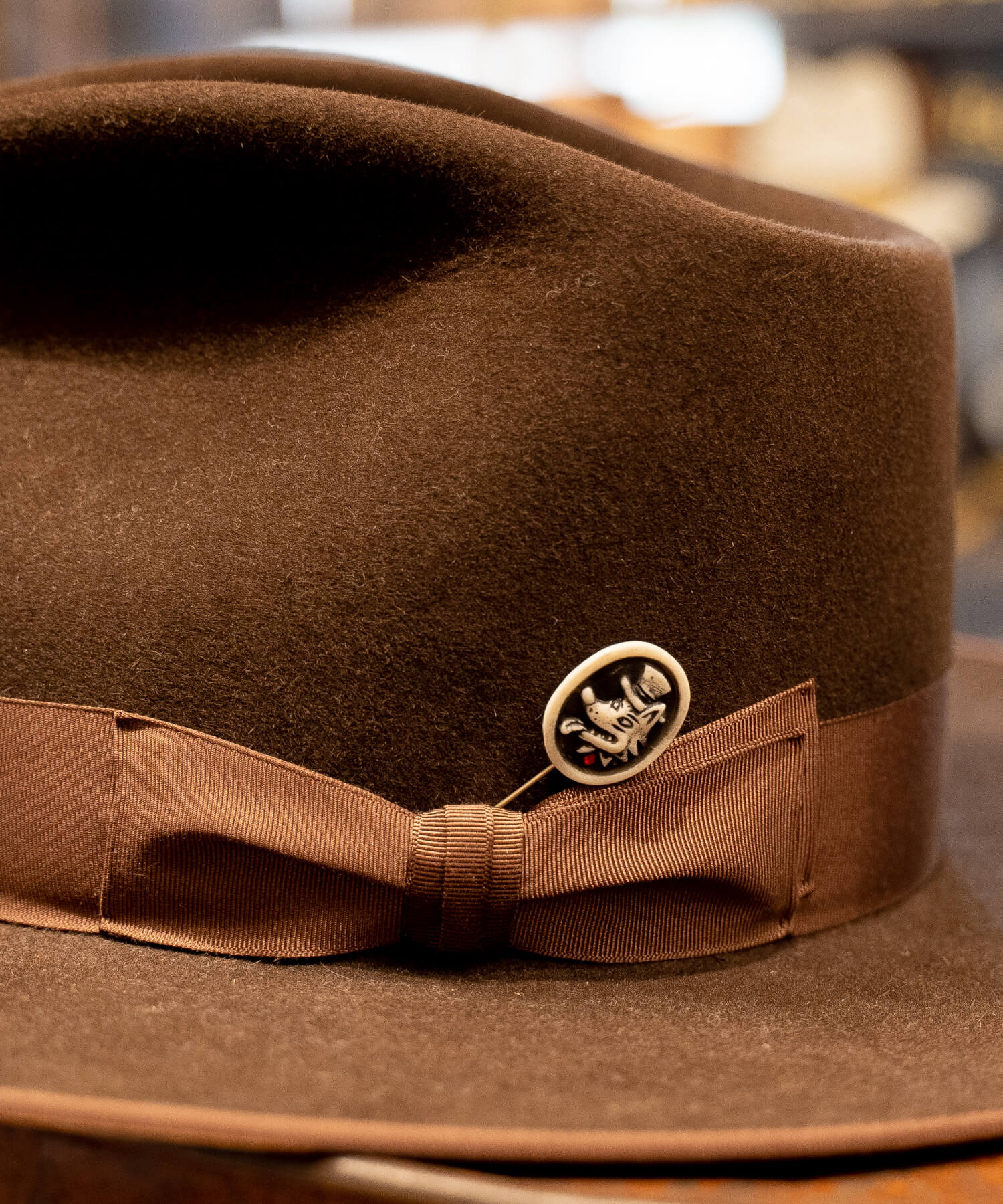 Lapel・Hat Pin by WOLFMAN BARBERSHOP